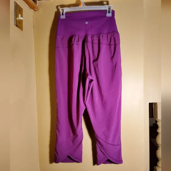 Lululemon Tranquil Crop Regal Plum High-Rise Capri Leggings - Picture 5 of 5